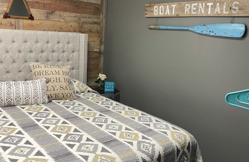 Newaygo Resort | Enjoy the beautiful views of the Muskegon River near The Hardy Dam/Dragon Trail