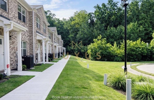 Stockbridge House | Entire townhouse in Stockbridge, Georgia