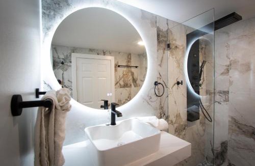 Henderson Hotel | Envi Boutique Hotel Henderson-Evansville South