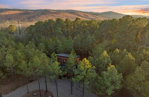 Pickens Apartment | Escape to Hochatown/Broken Bow, Oklahoma Sleeps 10