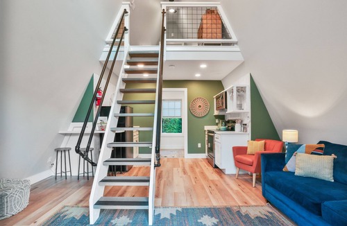Etlan Apartment | Escape to this unique a-frame cabin minutes from Old Rag Mountain