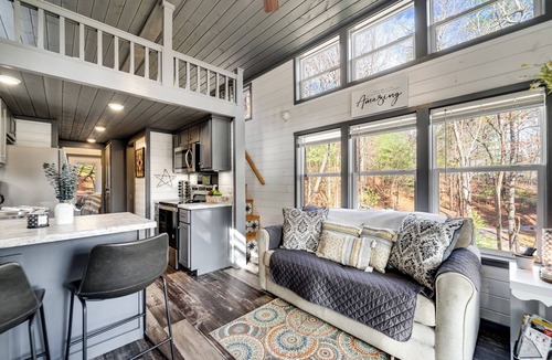 Franklin Cottage | Escape to your own Tiny Slice of Heaven in Franklin, N