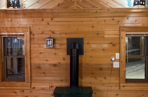 Mayfield Cabin | Escape to your Private Spider Lake Retreat