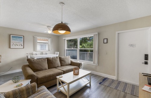 Mid Island Apartment | Estero Island Getaway - Palm Terrace 2B