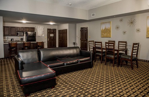 Opelousas Hotel | Evangeline Downs Hotel, an Ascend Collection Hotel