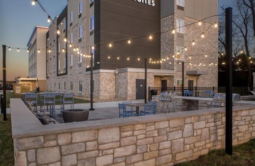 Bowling Green Hotel | Everhome Suites Bowling Green by Choice Hotels