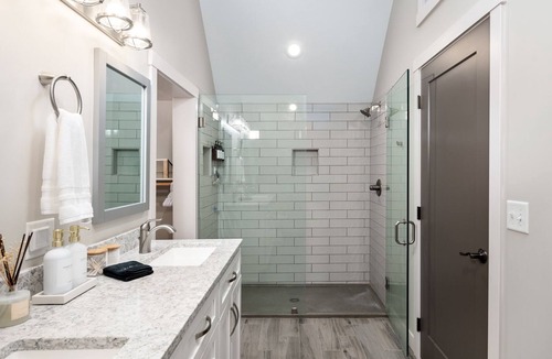 Spicer House | Exceptional Lakefront Getaway w/Hot Tub. Dogs ok!