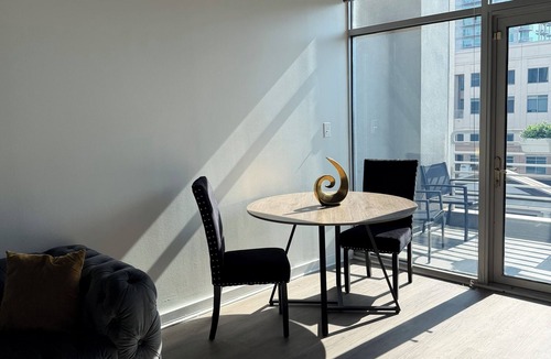 Atlantic Station Area Condo | Exclusive 2-Bed Loft in Atlantic Station—A Unique FIFA Escape.