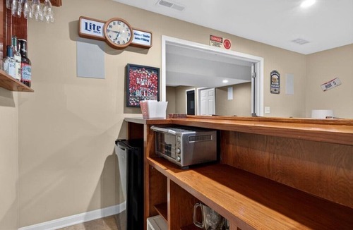 Buckner House | Exclusive Buckner retreat w/theater & game room!