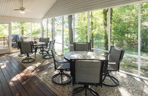 Grand Rivers Condo | Executive Three Bedroom Yacht Condo