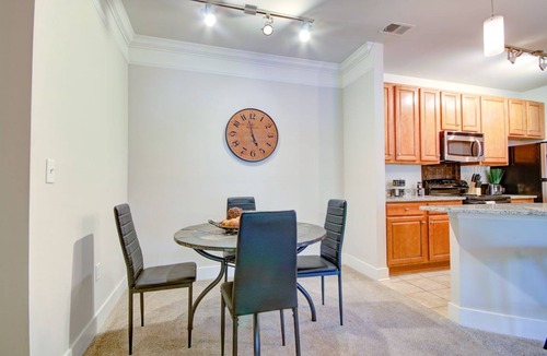 Huntsville Apartment | Executive Work & Play Getaway