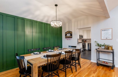 Bardstown House | Experience Bourbon Country from a Luxury Hilltop Retreat-Pickleball & Speakeasy