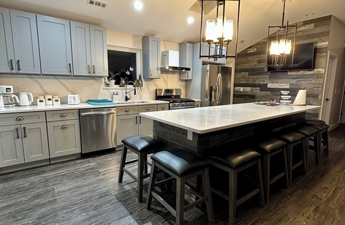 Benton Harbor House | Experience the Ultimate Getaway at Our Stunning Riverfront Property!