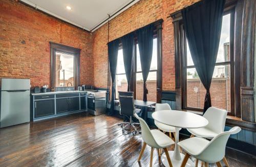 Marshall Apartment | Explore Downtown Marshall: Historic Studio Getaway