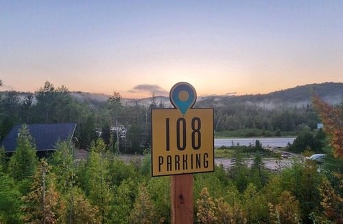 Munising Ski Chalet | EXPLORE Munising Studio Suite 104