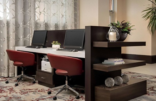 Hoover House | Exquisite Suite Near Downtown w/ Wet Bar & WiFi