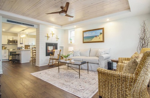 Ludington House | Fabulous, 4 Bedroom, 3 Bathroom home in Downtown Ludington