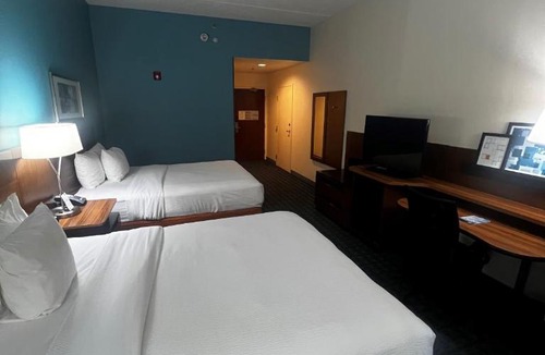 Gastonia Hotel | Fairfield Inn Charlotte Gastonia