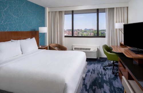 Second Ward Hotel | Fairfield Inn & Suites by Marriott Charlotte Uptown