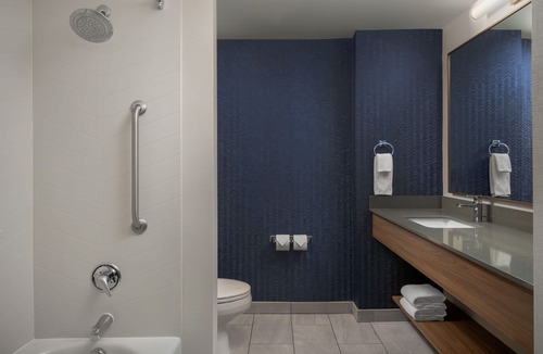 Hollins Hotel | Fairfield Inn & Suites by Marriott Roanoke Hollins/I-81