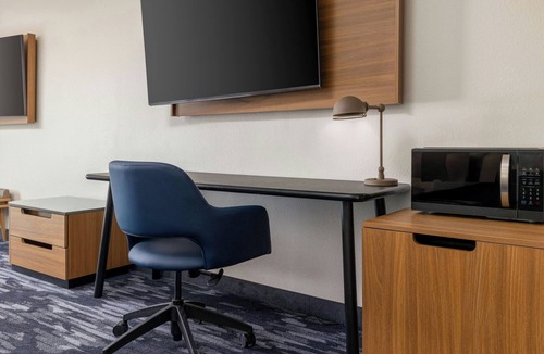 Roselawn Finance Hotel | Fairfield Inn & Suites by Marriott Cincinnati Eastgate