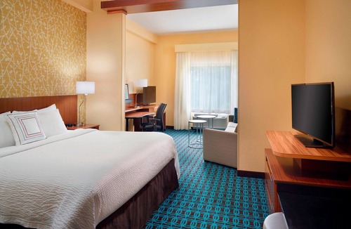 Flat Rock Hotel | Fairfield Inn & Suites by Marriott Hendersonville Flat Rock
