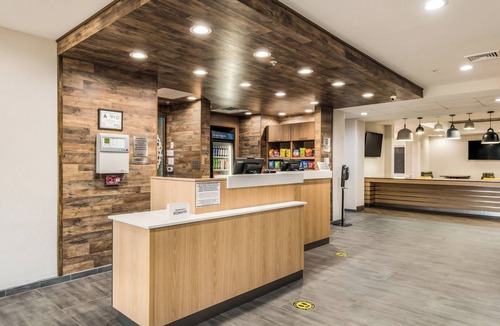 Greensboro Hotel | Fairfield Inn & Suites by Marriott Greensboro Coliseum Area