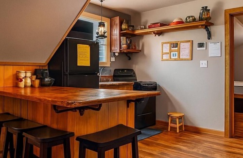 Perkinston Cabin | Family Cabin at the creek! 2 beautiful private sandbars