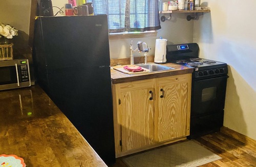 Perkinston Cabin | Family Cabin at the creek! 2 beautiful private sandbars