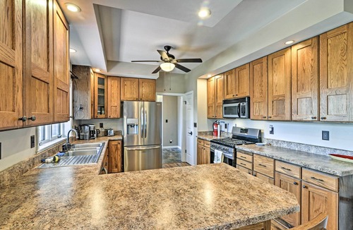 Alpine Lake House | Family-Friendly Terra Alta Home w/Lake View!