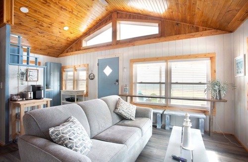 Greenbush Cabin | Family fun with 3 Beachfront Cottages on Lake Huron