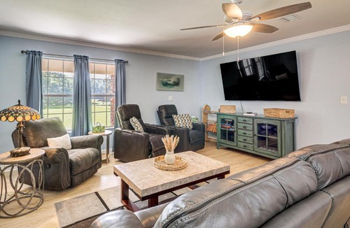 Carriere House | Family Getaway w/Pool on 8 Acres in Carriere!