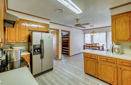 Jackson House | Family Home w/Yard - 5 Mi to Jackson State Campus