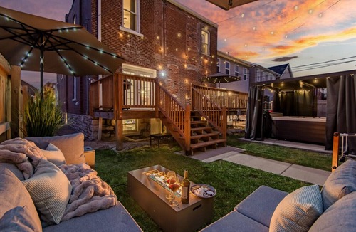 St. Louis House | Family Luxury Getaway: Hot Tub, Sauna & Game Room