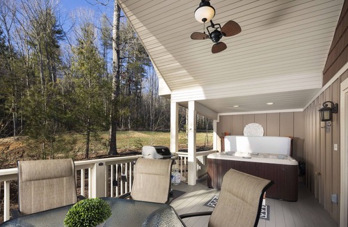 Skyland Cottage | Family-Run Cottage with Fireplace, 2 Miles to Asheville
