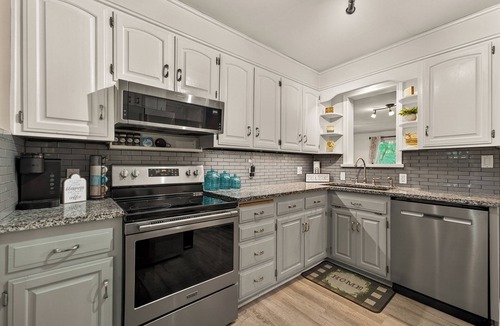 Jefferson City House | Fantastic 4-bedroom house with AC in charming Jefferson City