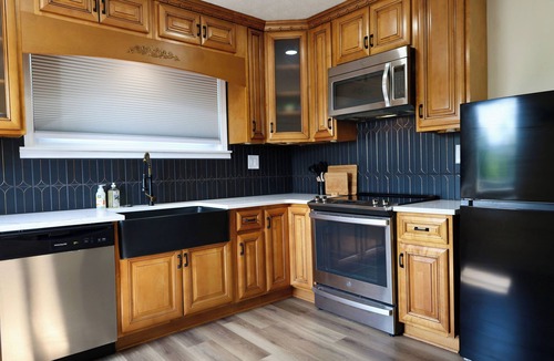 Clinton House | Fantastic cottage located within walking distance from charming old town Clinton