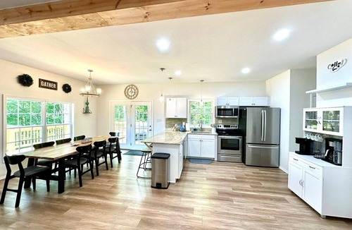 Countryside Acres House | Fantastic mountain home, great views, hot tub, & large deck, in Waynesville, NC.