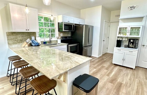 Countryside Acres House | Fantastic mountain home, great views, hot tub, & large deck, in Waynesville, NC.