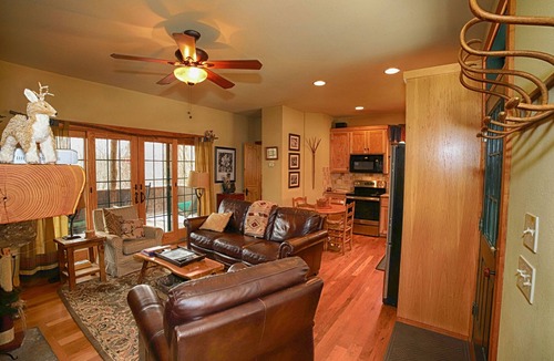 Lansing House | Farm Stay - Romantic, fairytale-like forest cottage on a 215 acre mountaintop.