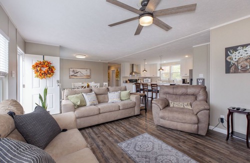 Purlear House | Farmhouse inspired 3-bedroom open concept house with panoramic views!