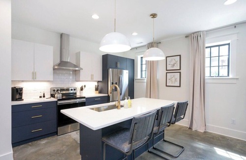 Hillsboro Village House | Feb. Discount! 3 Connected Homes with a Hot Tub