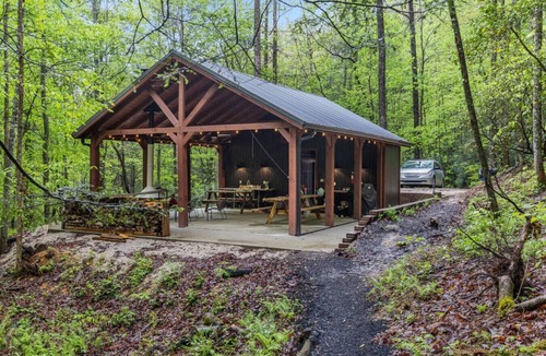 Pine Ridge Cabin | Fern Grove - Camping Cabin Retreat in RRG KY!