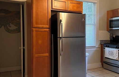Milan Apartment | Festive 2 Bedroom Uptown New Orleans