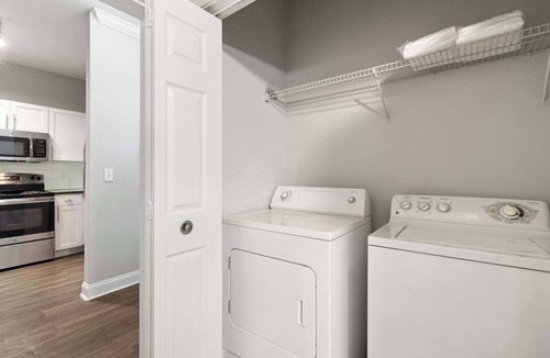 Old Fourth Ward Apartment | FIFA 26 Stylish Midtown 1BR Retreat with Pool and Gym