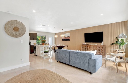 Middle River Terrace House | FIFA Perfect | Zen Den: Wilton Manors, Htd Pool, Work Friendly, BBQ,Near Beach