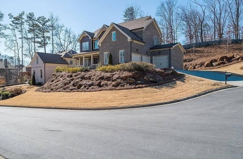 Marietta House | Major international sporting event -Spacious 4 bedroom house with Pool Table and Gym