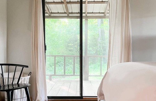 Mt. Sherman Cabin | Firefly Cottage - 11 acres & 3 miles to Kyle's Landing - Buffalo River
