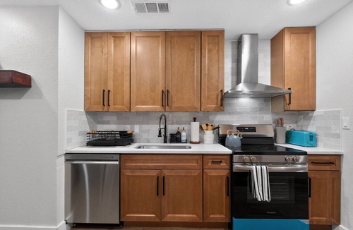 Euless House | Firepit Family Basecamp Euless 3 Bedroom Home