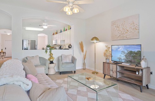 Montara Condo | First Floor Condo with lake view - Golf Available! - 5 Mins to Beaches!